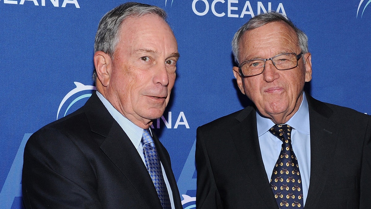 Former Mayor of New York City Michael Bloomberg (left) and philanthropist Hansjorg Wyss attend Oceana's 2015 New York City benefit at Four Seasons Restaurant on April 1, 2015, in New York City.  (Craig Barritt/Getty Images for Oceana)