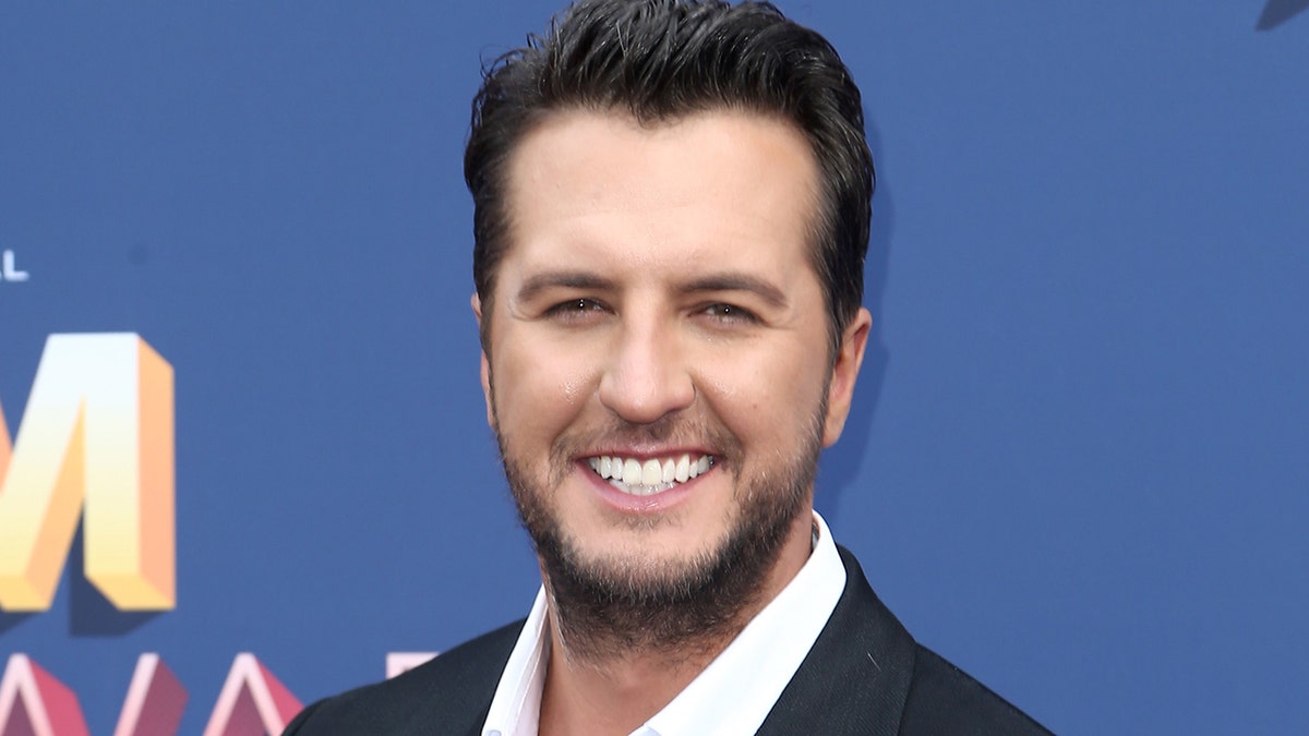 Luke Bryan won his third entertainer of the year award from the Academy of Country Music on Sunday, drawing mixed reactions from viewers. (Photo by Tommaso Boddi/Getty Images)