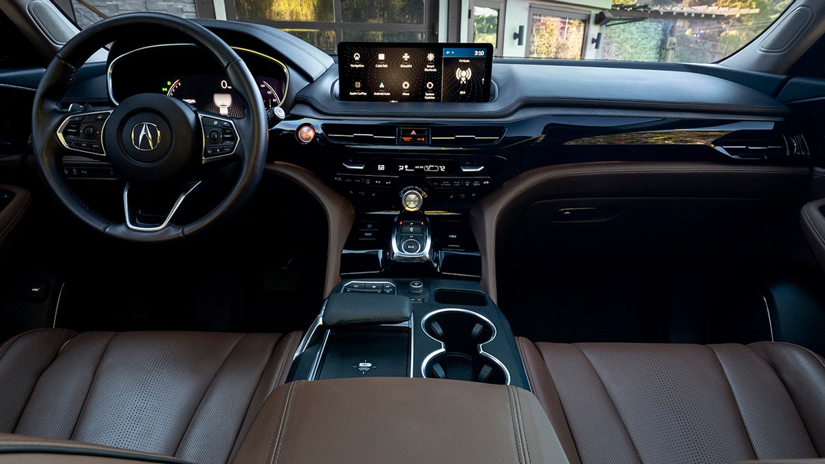 2022 MDX Advance