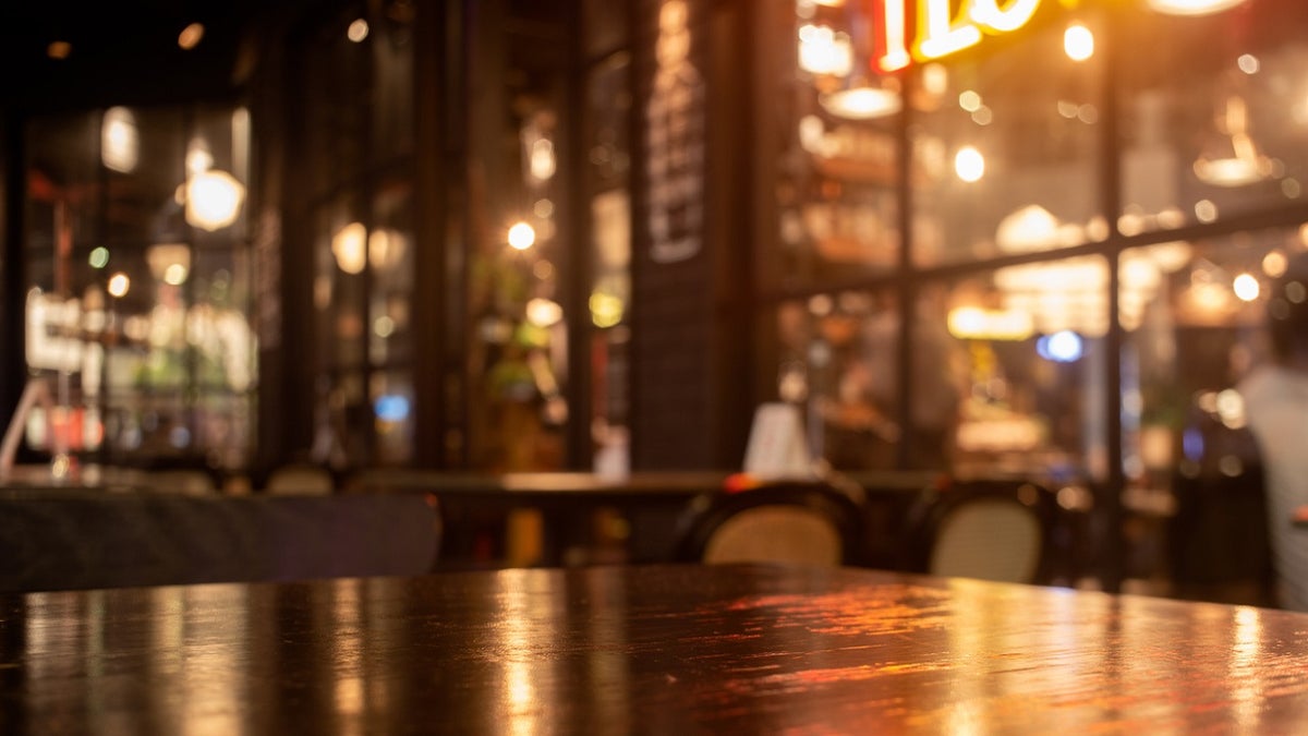 Coronavirus outbreak at Illinois bar infects dozens, CDC report finds