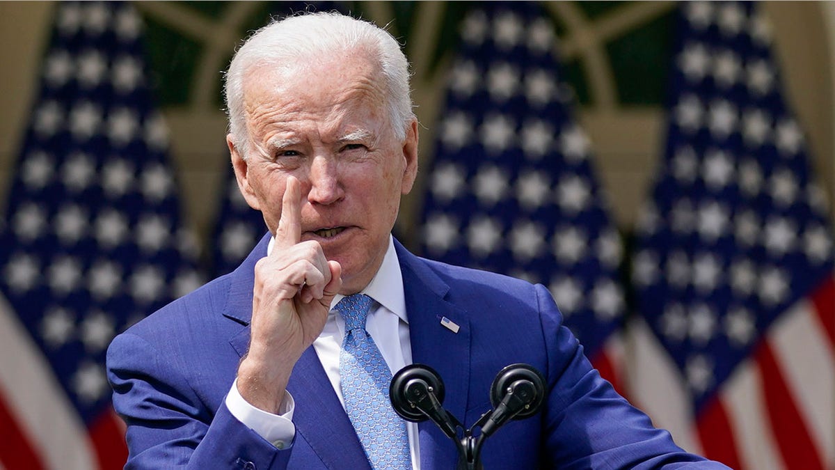 Joe Biden finger pointing