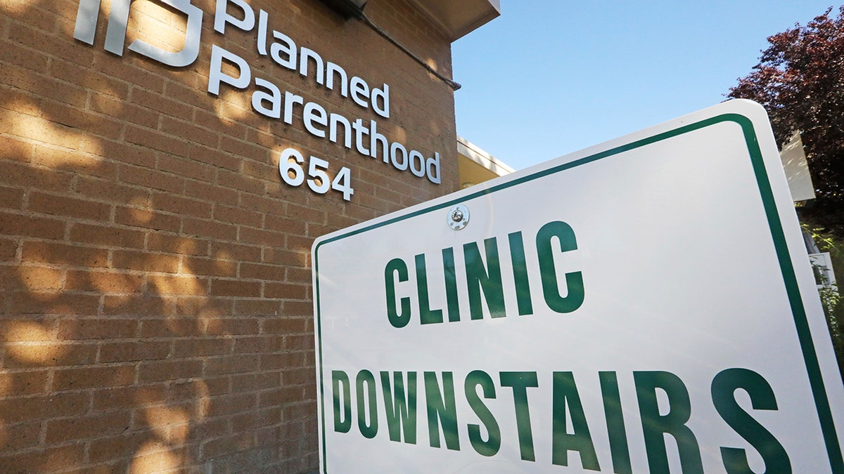 Planned Parenthood sign