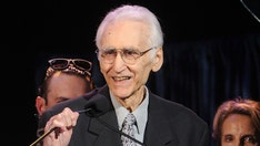 Former Four Seasons member Joe Long dead at 79