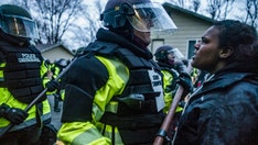 Minnesota police arrest 40 during another night of unrest after Daunte Wright shooting