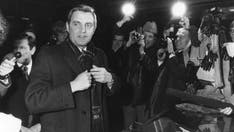 Mondale pens touching letter to his team prior to his death