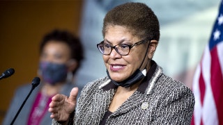 Rep. Karen Bass considering Los Angeles mayoral run after progressive encouragement, good poll numbers