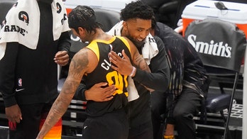 Jazz set record for 3s in half, beat Magic 137-91