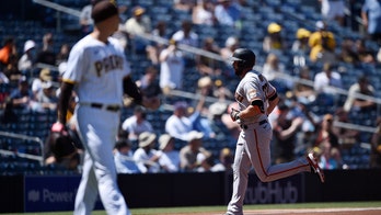 Ruf's homer, Gausman's arm help Giants beat Padres 3-2 in 10