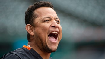 Tigers star Cabrera on injured list with biceps strain