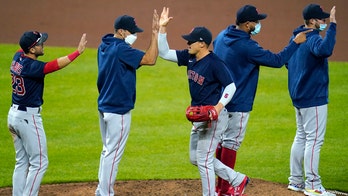 Red Sox extend win streak to 5, beat Orioles 6-4 in 10