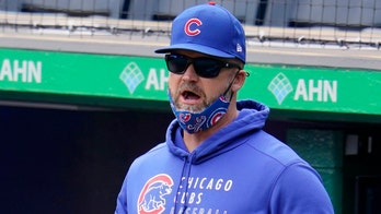 Cubs' Hendricks feeling ill, scratched amid team COVID scare