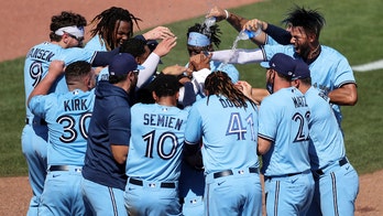 Bichette hits 2nd homer in 9th, Blue Jays beat Yankees 5-4