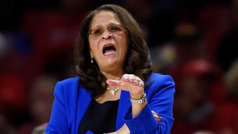 C. Vivian Stringer signs 5-year extension with Rutgers