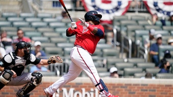 Swanson's RBI single caps rally in 9th, Braves beat Marlins