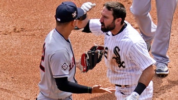 Ramírez, Indians bounce back from no-hitter, beat Chisox 4-2