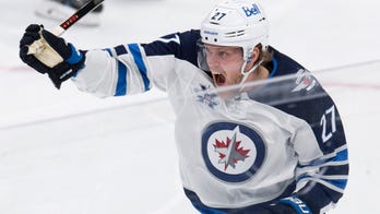 Ehlers, Connor each score 2 as Jets surge past Leafs 5-2