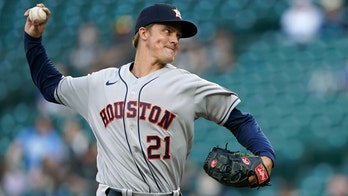 Greinke sharp, Astros end 6-game skid, beat Mariners 1-0