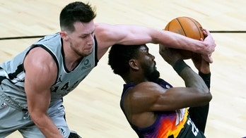 Spurs win 111-85, stop Suns' 10-game home winning streak