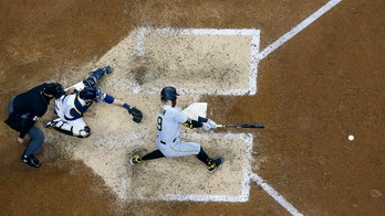 Moran HR, RBI double in 10th leads Pirates over Brewers 6-5