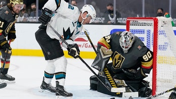 NHL: Virus protocols not 'relaxed' for vaccinated players