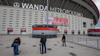 Clubs try to keep Super League idea alive as it collapses