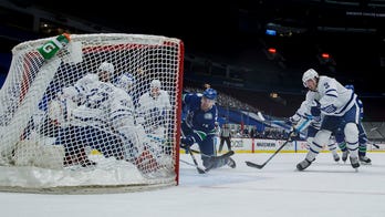Pearson, Sutter score 2 each as Canucks beat Maple Leafs 6-3
