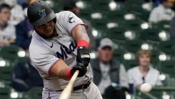 Aguilar's 5th HR in 6 games leads Marlins over Brewers 6-2