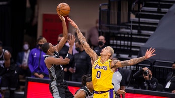 Kuzma's season-high 30 points lead Lakers past Kings 115-94