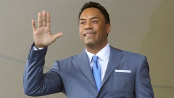 Hall of Famer Roberto Alomar subject of 2nd sexual misconduct claim, Blue Jays investigating: report