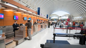 San Antonio police shoot, kill gunman at airport terminal