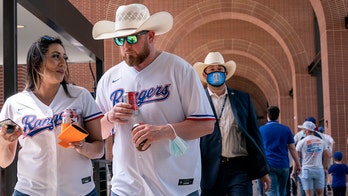 Texas Rangers fans pack Globe Life Park for team's home-opener after capacity limits lifted
