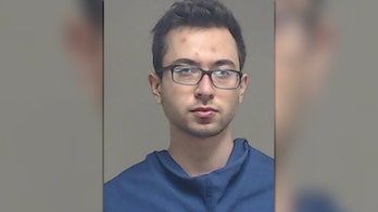 Texas man accused of killing mom, sister arrested while waiting for flight to California