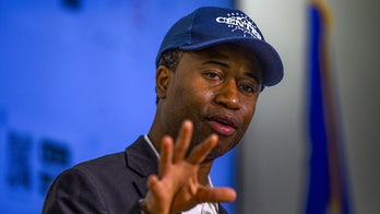 Leo Terrell says MN mayor 'tying police's hands' after shooting: 'I felt he was working for the criminals'