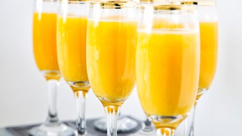 Woman loses front teeth after drinking mimosas in viral video