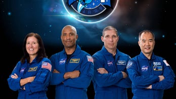 SpaceX Crew-1 splashdown delayed again