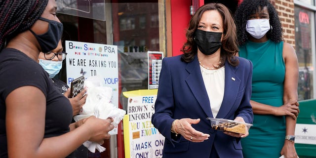 Vice President Kamala Harris makes a stop at Brown Sugar Bakery Tuesday, April 6, 2021 in Chicago. (AP Photo/Jacquelyn Martin)