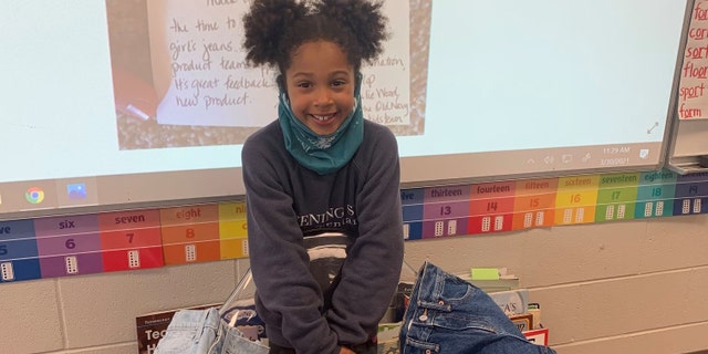 卡姆林·加德纳(Kamryn Gardner), 7, 从本顿维尔, 阿肯色州, wrote a letter to Old Navy earlier this year asking the company to make girls’ jeans with real front pockets.