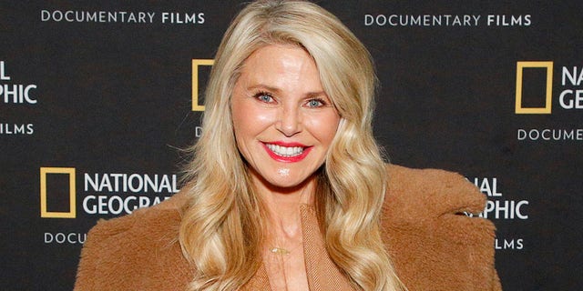 In early 2021, Christie Brinkley announced on social media that she had hip replacement surgery.