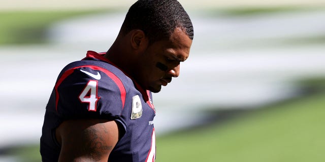 HOUSTON, TEXAS - NOVEMBER 22: Deshaun Watson #4 of the Houston Texans looks on prior to their game against the New England Patriots at NRG Stadium on November 22, 2020 in Houston, Texas.
