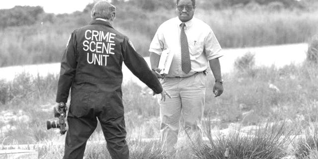 Serial killer Joel Rifkin led cops to the skeleton of one victim at the outskirts of New York City's Kennedy International Airport. June 27, 1993.