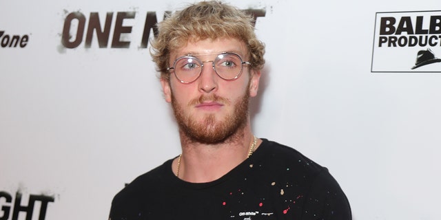 Wrestlemania 37 Viewers Praise And Mock Logan Paul For Selling Big Hit That Left Him Face Down