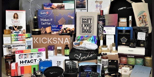 Distinctive Assets’ "Everyone Wins" swag bags are estimated to be worth $205,000.