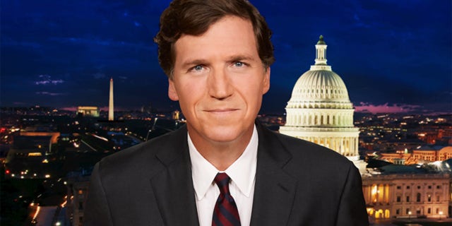 "Tucker Carlson Tonight" averaged 2.9 million viewers to finish the quarter as the most-watched show in cable news.