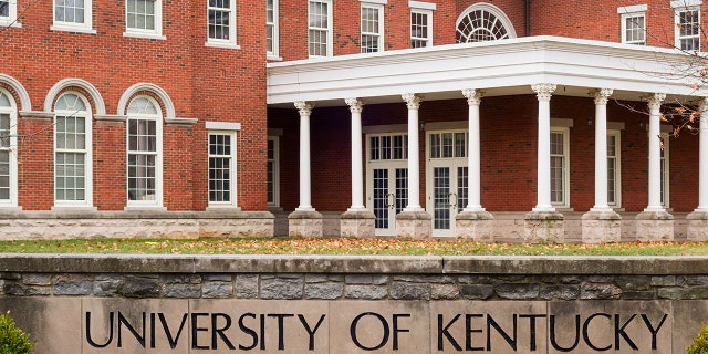 Photo of one of the buildings of the University of Kentucky, a public university in Lexington, Kentucky, USA.