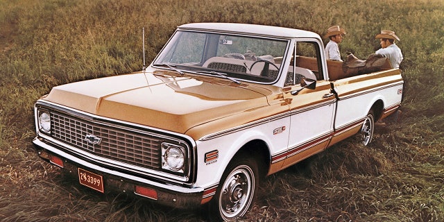 The Chevrolet Cheyenne name was first used in 1971.