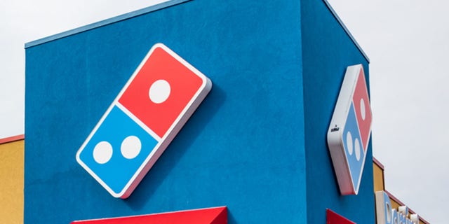 Apparently, the customer had requested his pizza with toppings on the side and was told that the restaurant couldn’t do that.
