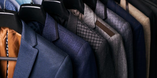 Men who wear extravagant fashions with large luxury logos embroidered on them are more likely to be untrustworthy, according to a University of Michigan study published in the <a href="https://journals.sagepub.com/doi/10.1177/01461672211007229" target="_blank">Personality and Social Psychology Bulletin</a>.