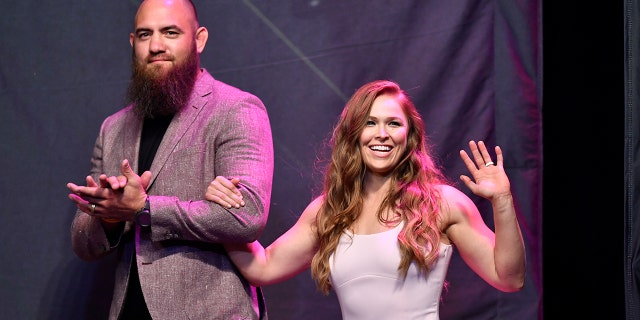 Ronda Rousey and husband Travis Browne 