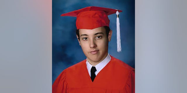 Male human remains were found about 2 miles from where Sauer was last seen, 관리들은 말했다.