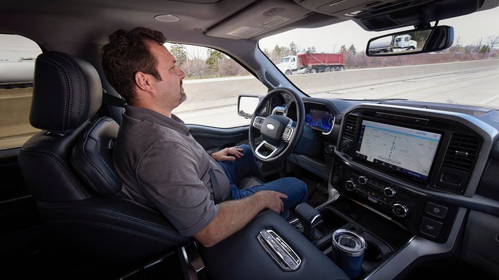 Fox News Autos test drive: 2021 Ford Mustang Mach-E
